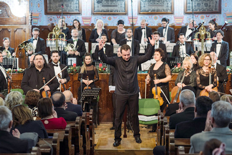 Суботички симфонијски оркестар Новогодишњим гала концертом одушевио публику