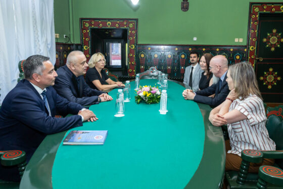 Градоначелник Бакић се састао са амбасадором Италије Луком Горијем