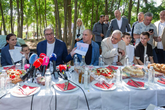 Председник Србије Александар Вучић посетио Севернобачки управни округ